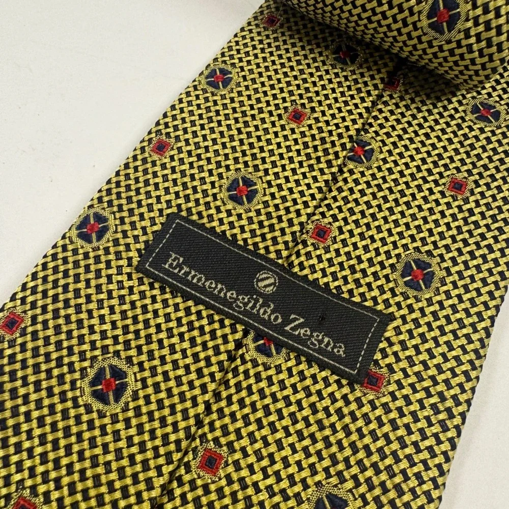 Ermenegildo Zegna Tie Mens OS Gold Silk Geometric Medallion Made in Italy 0188